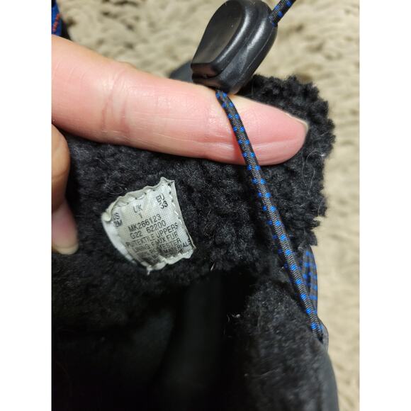 Merrell Snow Quest Waterproof Boot - Youth 2 NICE ❄️unisex - Picture 3 of 8